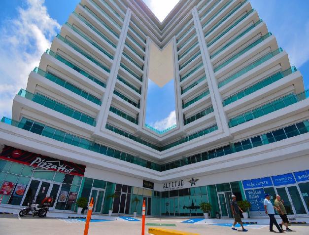 LOCAL EN VENTA EN TORRE EME